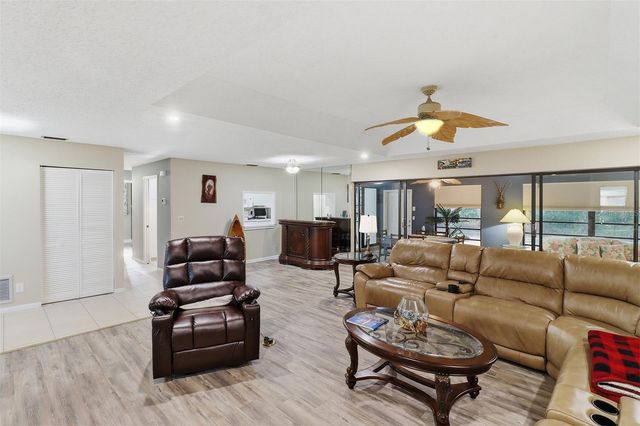 59 CYPRESS BOULEVARD W, Homosassa, FL 34446