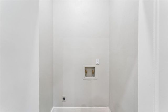 105 E Hale Street, Spring Hill, KS 66083