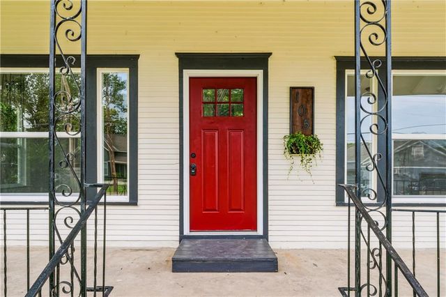 105 E Hale Street, Spring Hill, KS 66083