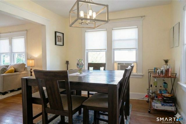 17 Lincoln Avenue, Milford, CT 06460