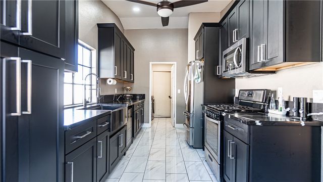 44394 Meadow Grove, Hemet, CA 92544