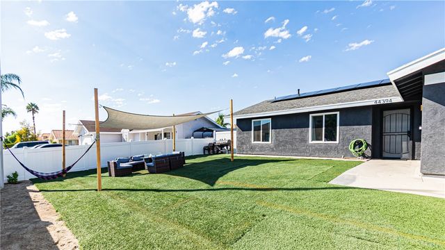 44394 Meadow Grove, Hemet, CA 92544