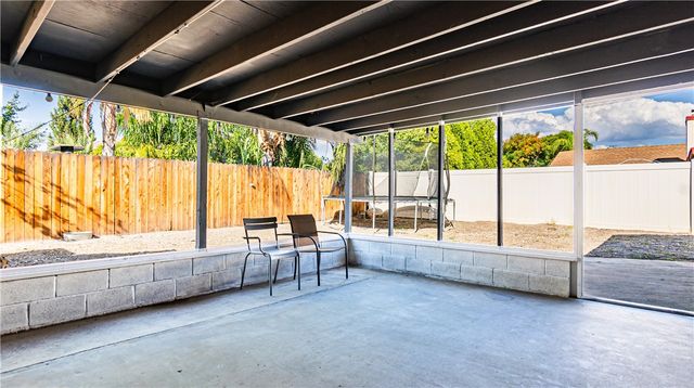 44394 Meadow Grove, Hemet, CA 92544