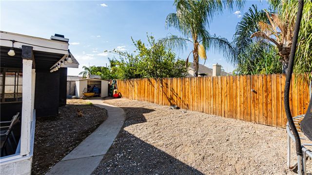 44394 Meadow Grove, Hemet, CA 92544