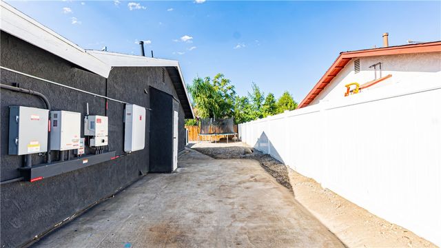 44394 Meadow Grove, Hemet, CA 92544