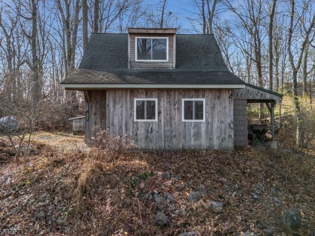 421 Adamic Hill Rd, Holland Twp., NJ 08848