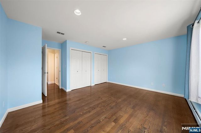 403 Dogwood Court, Norwood, NJ 07648