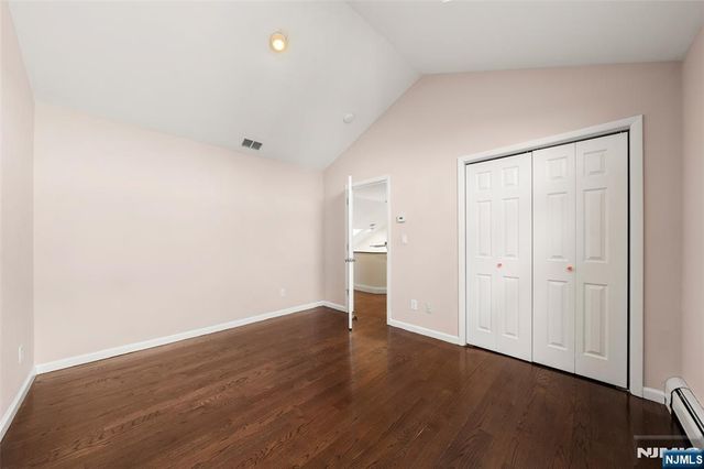 403 Dogwood Court, Norwood, NJ 07648