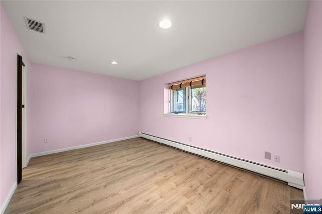 403 Dogwood Court, Norwood, NJ 07648