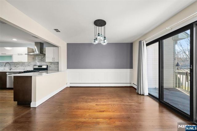 403 Dogwood Court, Norwood, NJ 07648