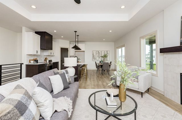 4192 NW 177th Street, Clive, IA 50325