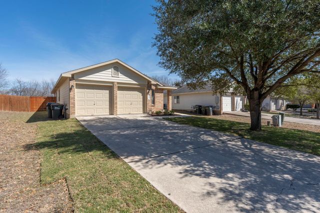 164 Pearl Lake DR, Kyle, TX 78640