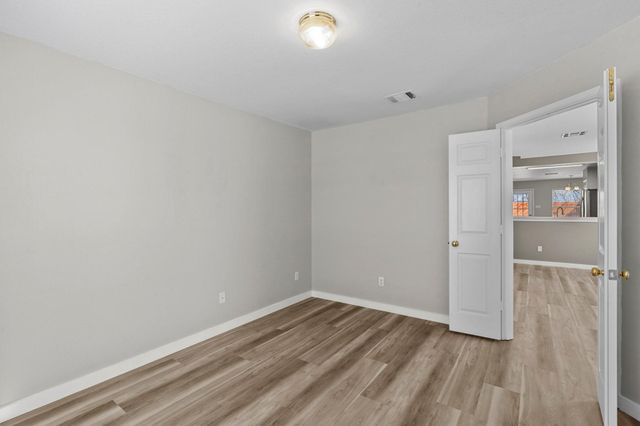 164 Pearl Lake DR, Kyle, TX 78640