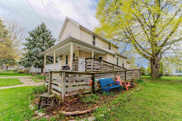 332 ROSALIA STREET, Oshkosh, WI 54901