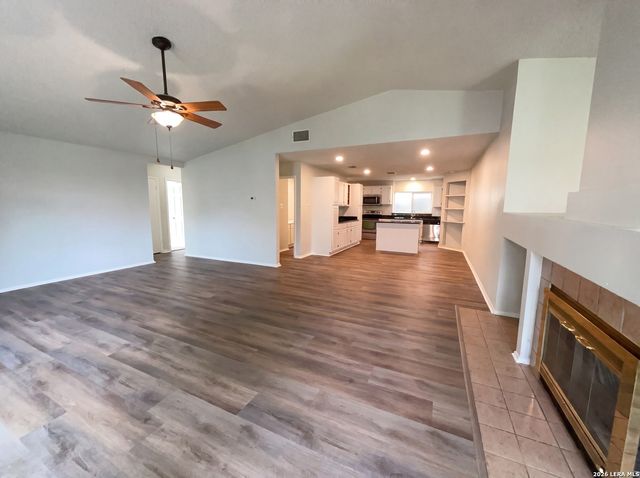 1210 FILLMORE DR, San Antonio, TX 78245