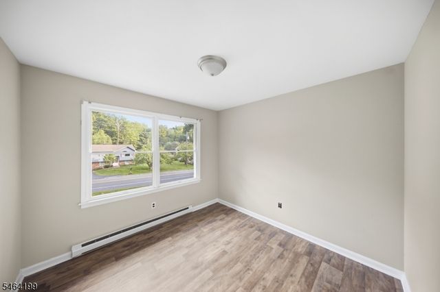 52 Lounsberry Hollow Rd, Vernon Twp., NJ 07461