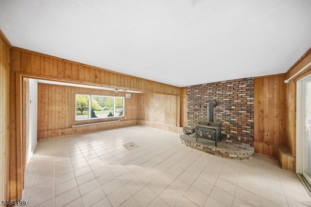 52 Lounsberry Hollow Rd, Vernon Twp., NJ 07461