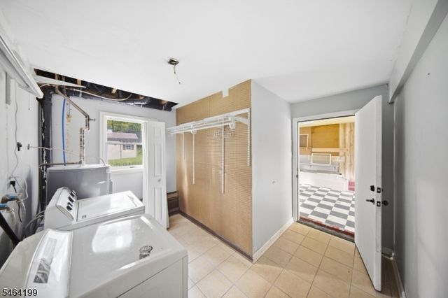 52 Lounsberry Hollow Rd, Vernon Twp., NJ 07461