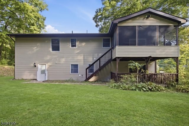 52 Lounsberry Hollow Rd, Vernon Twp., NJ 07461
