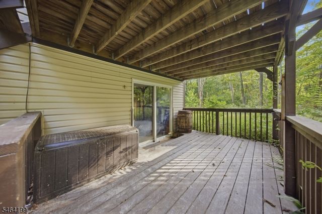 52 Lounsberry Hollow Rd, Vernon Twp., NJ 07461