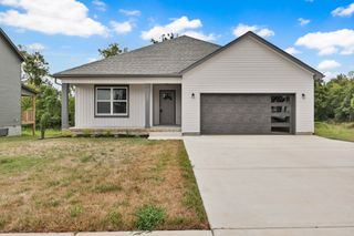 191 Donegal Dr, Clarksville, TN 37042