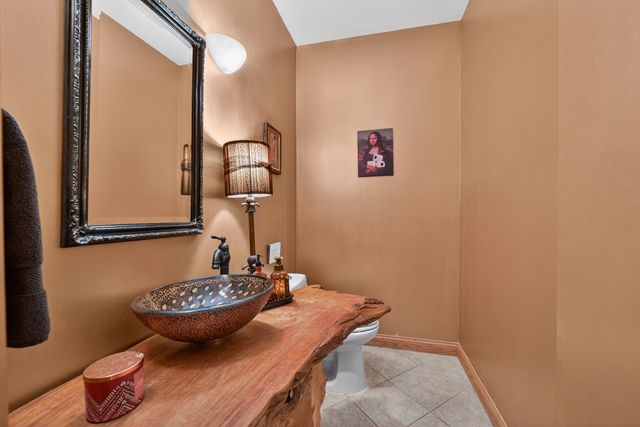 4N428 KINGSWOOD Court, Wayne, IL 60184