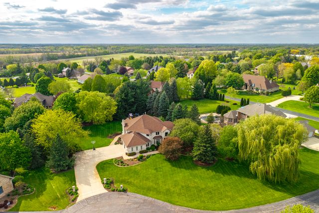 4N428 KINGSWOOD Court, Wayne, IL 60184