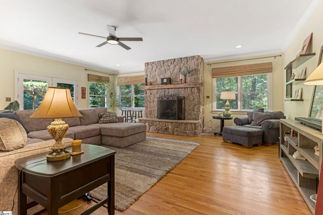111 Cooper Drive, Simpsonville, SC 29681