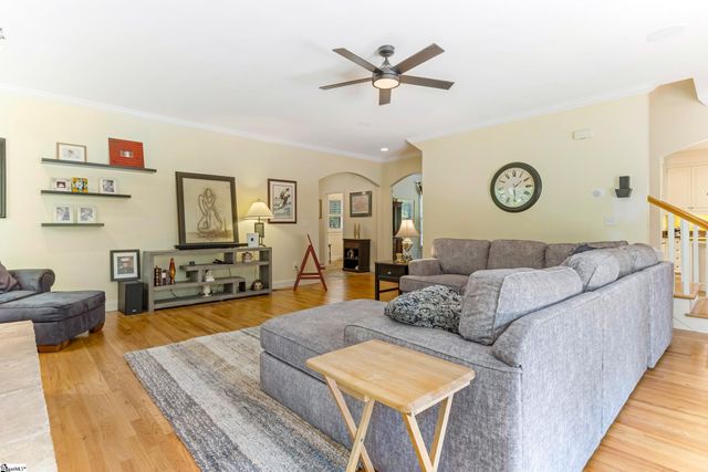111 Cooper Drive, Simpsonville, SC 29681