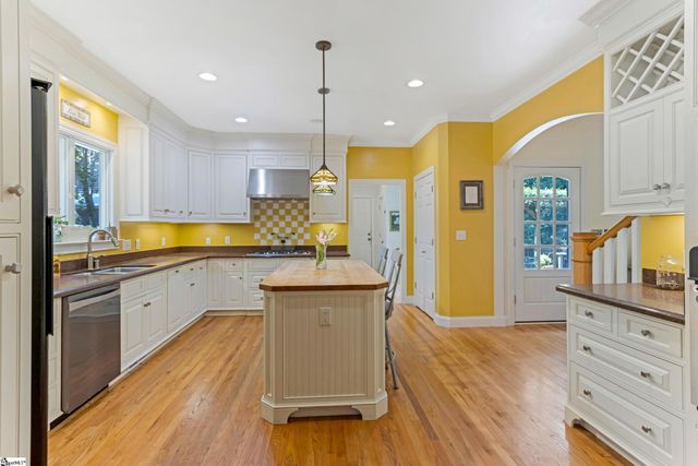 111 Cooper Drive, Simpsonville, SC 29681