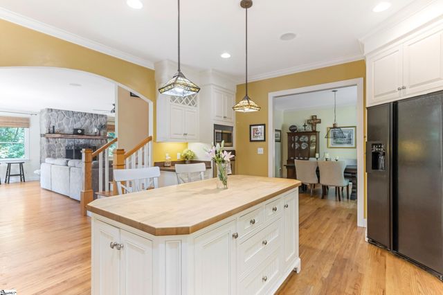 111 Cooper Drive, Simpsonville, SC 29681