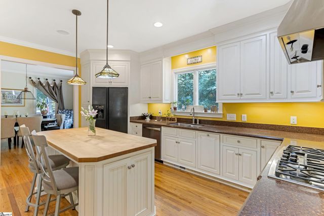 111 Cooper Drive, Simpsonville, SC 29681