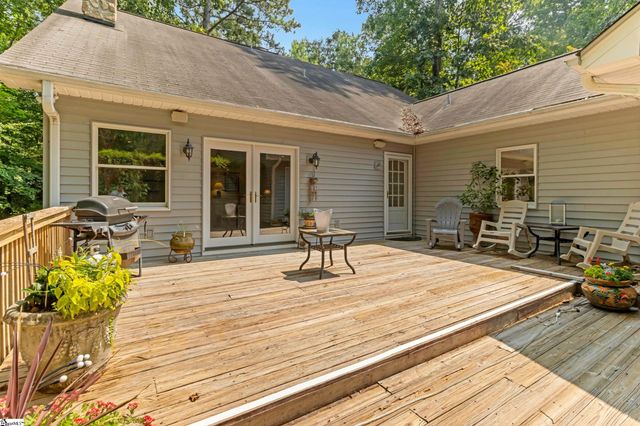 111 Cooper Drive, Simpsonville, SC 29681
