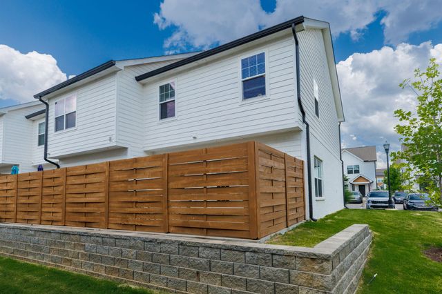 2415 Sayerville Ave, Old Hickory, TN 37138