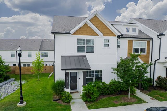 2415 Sayerville Ave, Old Hickory, TN 37138