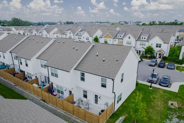 2415 Sayerville Ave, Old Hickory, TN 37138