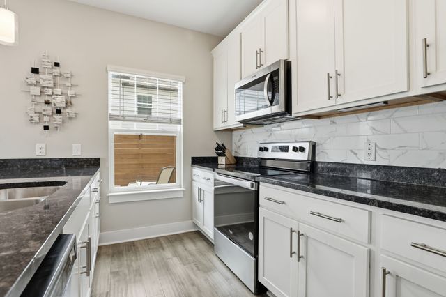 2415 Sayerville Ave, Old Hickory, TN 37138