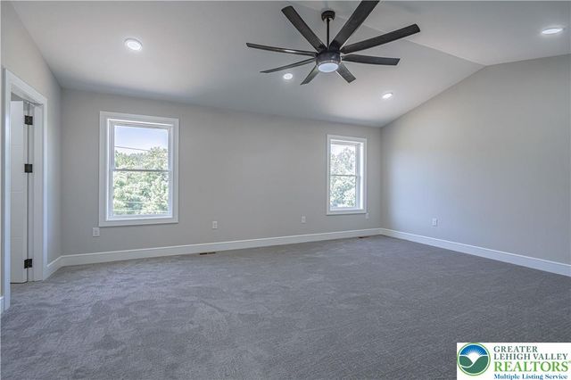 158 Jeffrey Lane, Allen Twp, PA 18067