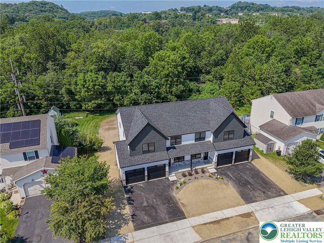 158 Jeffrey Lane, Allen Twp, PA 18067