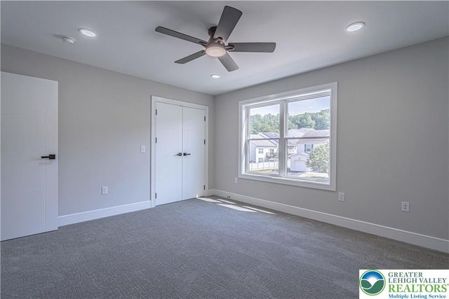 158 Jeffrey Lane, Allen Twp, PA 18067