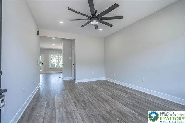 158 Jeffrey Lane, Allen Twp, PA 18067