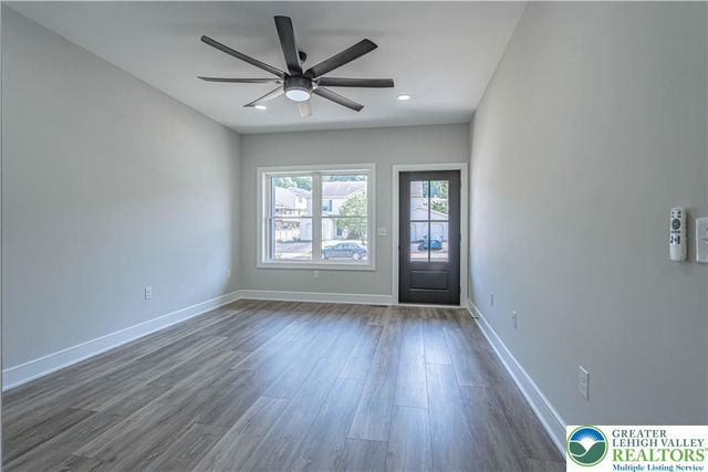 158 Jeffrey Lane, Allen Twp, PA 18067