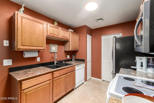 14300 W BELL Road 153, Surprise, AZ 85374