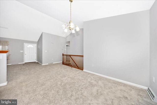 228 MONTCLAIR CT, Hagerstown, MD 21742