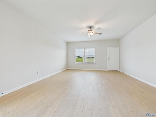 15378 Grayson Circle, Athens, AL 35611