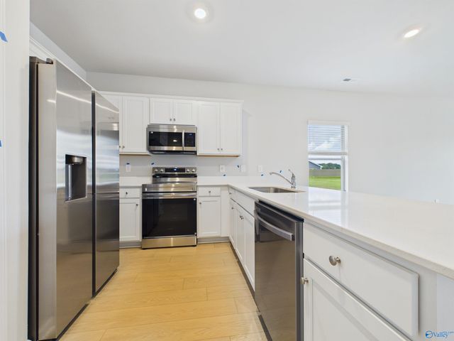 15378 Grayson Circle, Athens, AL 35611