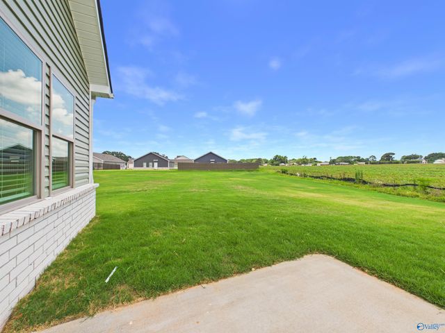 15378 Grayson Circle, Athens, AL 35611