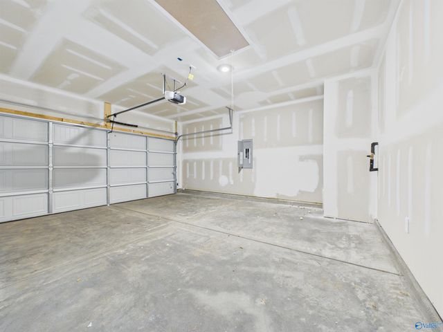 15378 Grayson Circle, Athens, AL 35611