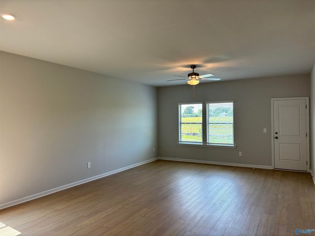 15378 Grayson Circle, Athens, AL 35611