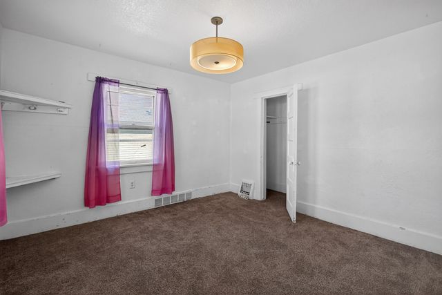 2021 22nd Street, Des Moines, IA 50310